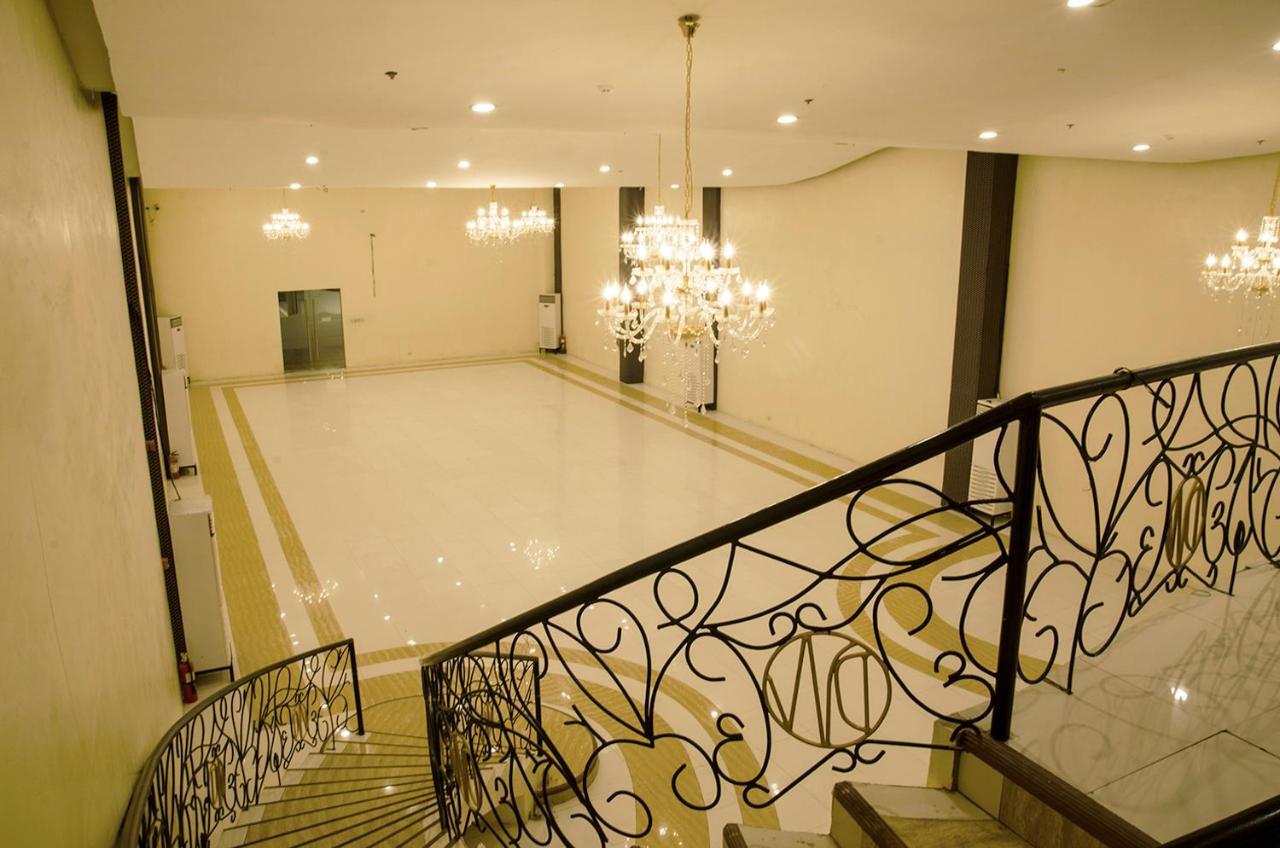 Dreamwave Hotel Ілаган Екстер'єр фото